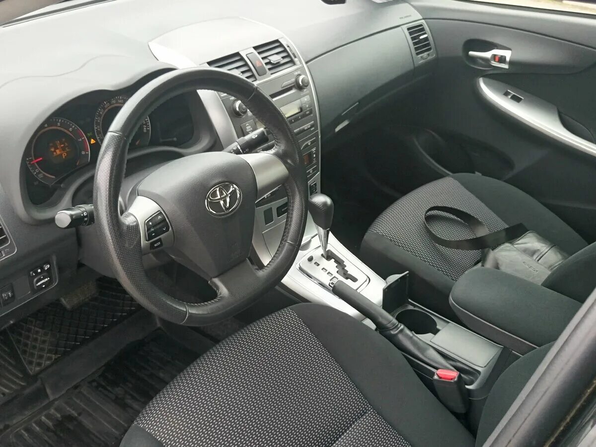 Тойота королла 150 салон. Toyota corolla 2007 салон. Тойота королла 2008 автомат. Тойота королла 2011 автомат. Toyota corolla e150 2010.