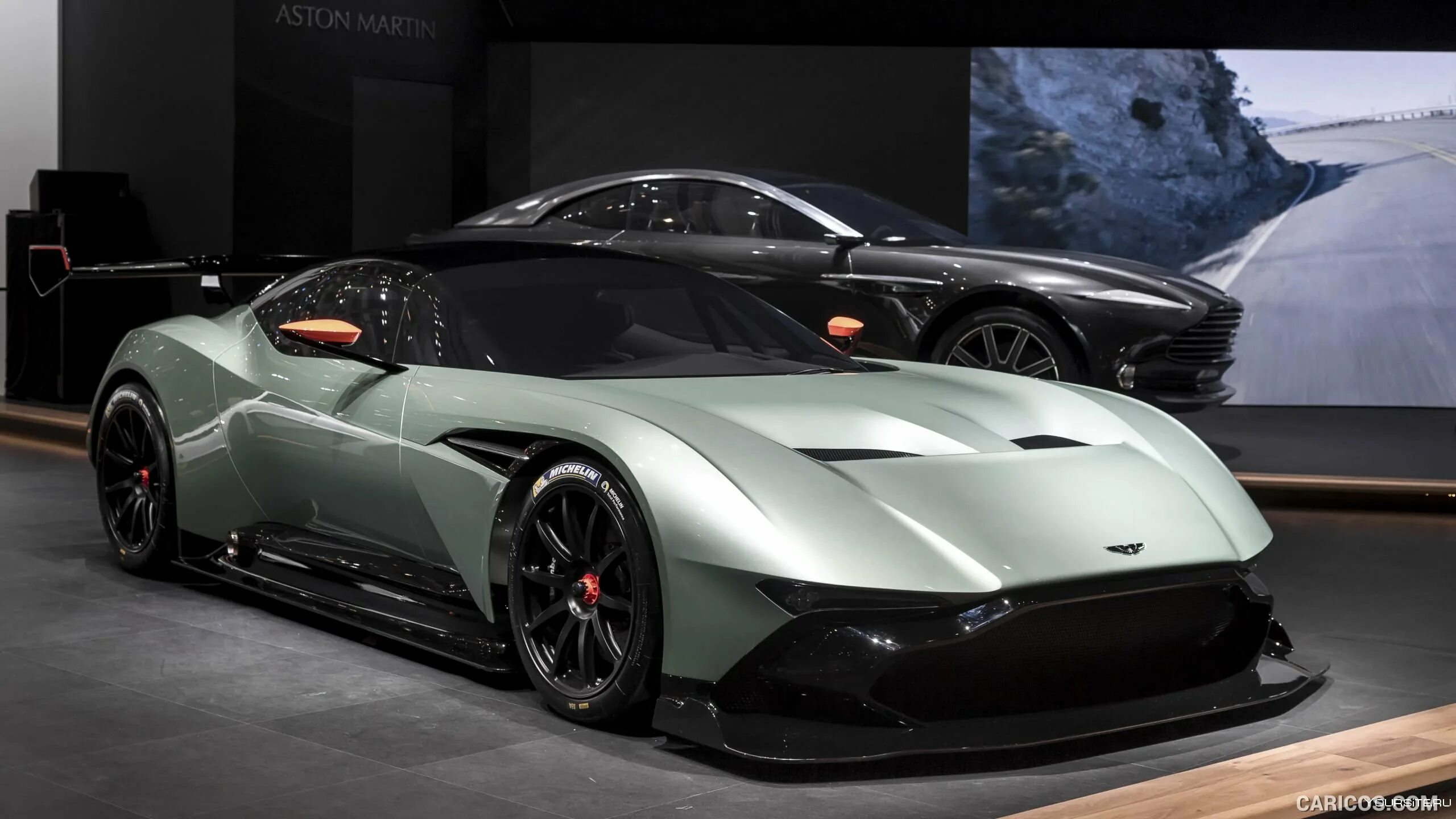 Aston martin vulcan 2016 hypercar. Aston martin vulcan 2015. Aston martin vulcan 2015. Aston martin vulcan 2016 hypercar. машина вулкан.