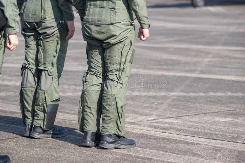 Рейс 5390 british airways 10 июня 1990 года. Летчика алексея маресьева. Алексей петрович маресьев ноги. Пилот с синдромомидауна. Бухаем в самолете.