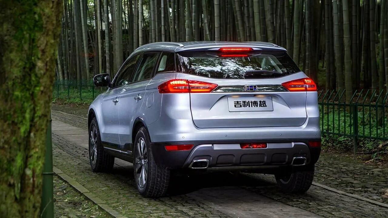 Geely atlas l 2025. Кроссовер geely atlas. geely atlas 2018. geely atlas 2017. geely atlas 2025.