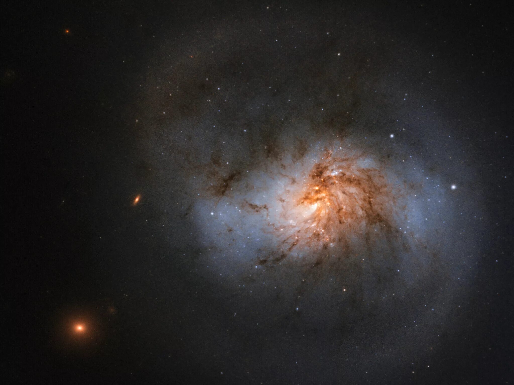 Альфа Центавра Хаббл. НАСА телескоп Хаббл. Спиральная Галактика NGC 3982. Альфа Центавра в телескоп Хаббл.