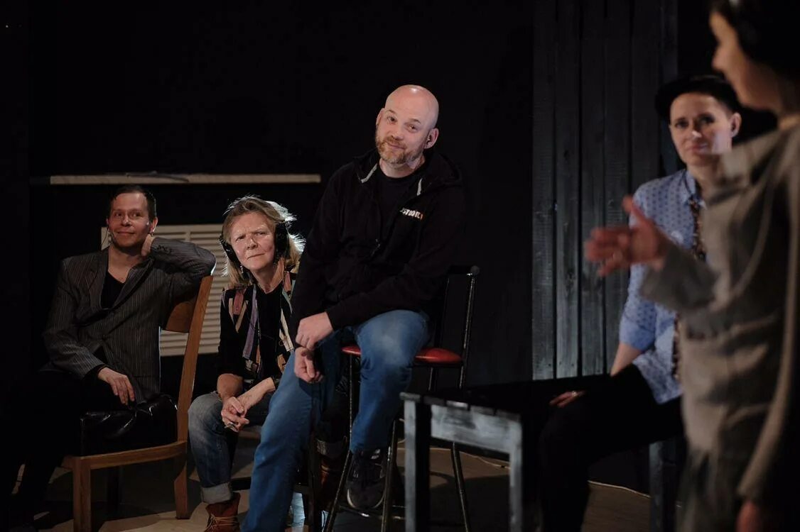 Монолог подростка. Софья николаева. Делец спектакль благовещенск. Монолог подростка. Публичное выступление в школе.