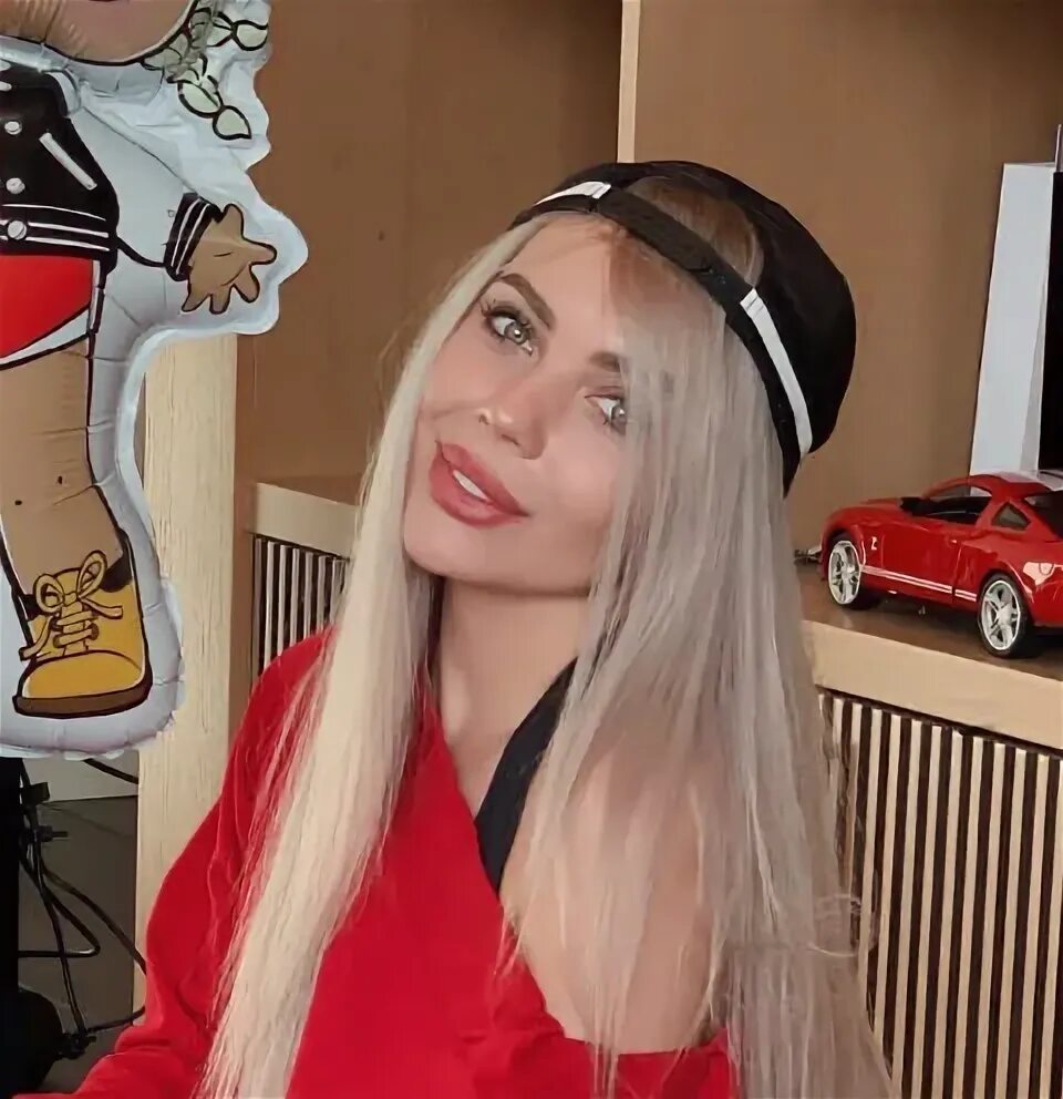 Tik Tok/Карина Кросс - YouTube