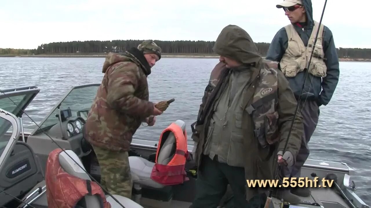 Рыбалка на Рузе. Рузское водохранилище ловля судака. Рузское водохранилище рыбалка. Озернинское водохранилище на моторке. Клев на рузском