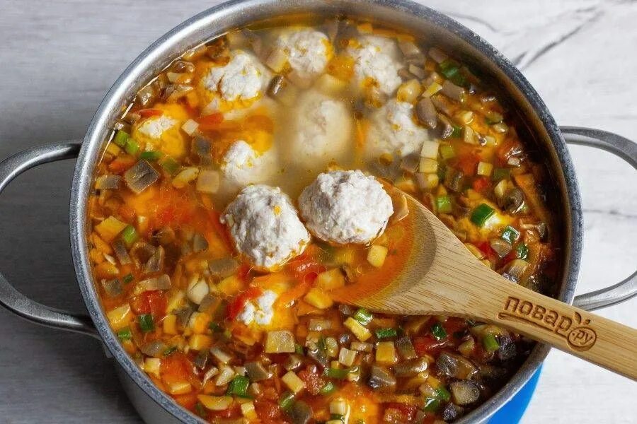 Суп с тунцом консервированным. Тклапи для харчо. Суп вкусный и простой. Приготовить самый вкусный суп. Приготовить самый вкусный суп.