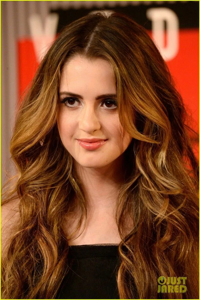 Марано биография. Марано биография. Laura marano - arrow. Луна лорен велес. Марано биография.
