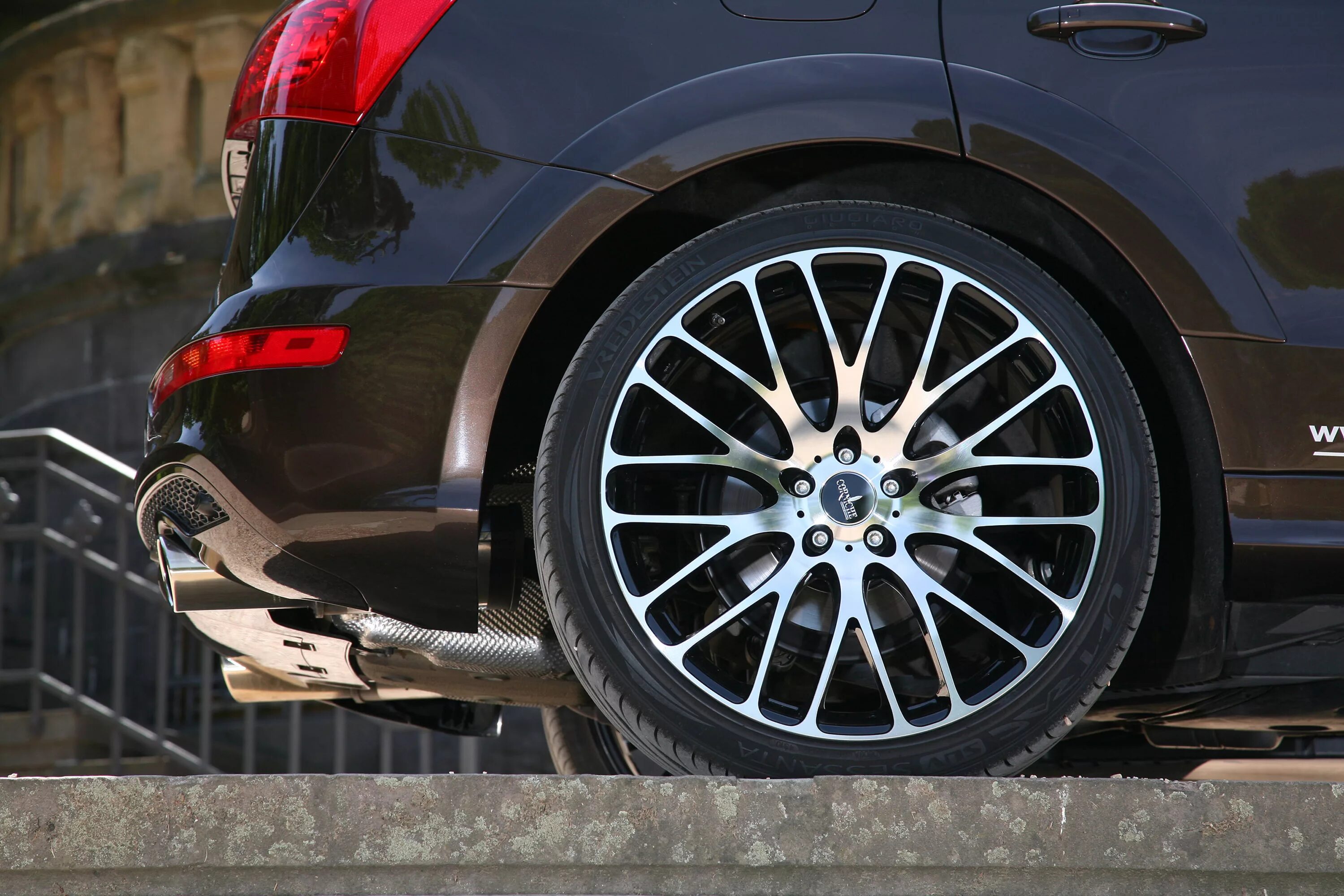 Колеса 2011. Дизайнерские колеса. Диски на машину. Колеса 2011. Колеса 2011.