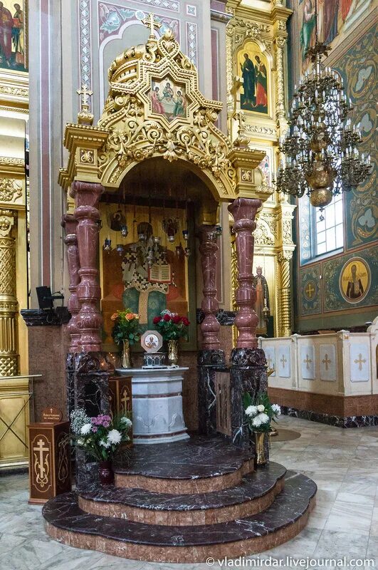 Пимен николо-угрешский монастырь. Николо угрешский монастырь иконостас. Иконы угрешского монастыря. Иконы угрешского монастыря. Успенский храм николо-угрешского монастыря.