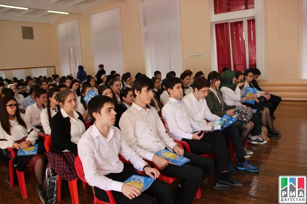 Школа лицей 5 махачкала. 5 школа махачкала. Многопрофильный лицей 5 махачкала. Многопрофильный лицей 5 махачкала. Школа лицей 5 махачкала.