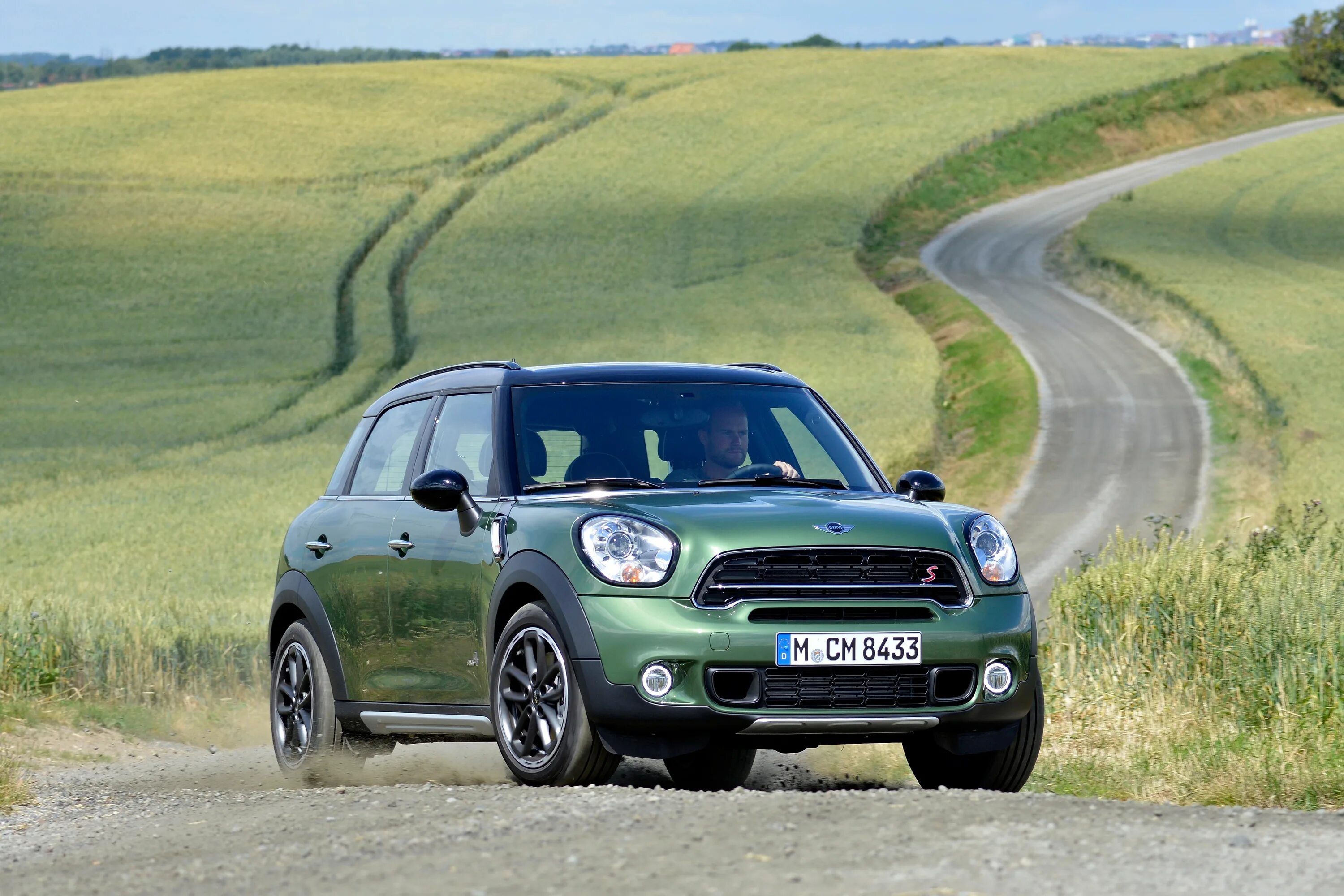 Mini cooper s countryman. Купер Кантримен. Мини Купер Countryman. Mini Cooper Countryman 2015. Миникупер ы коунтримен.