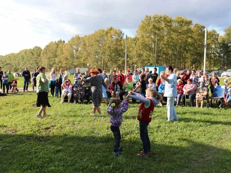 Прогноз погоды краснодон. Прогноз погоды на прошлую неделю. Белореченский посёлок молодёжный. Интересные места в альметьевске для молодежи. Молодёжный центр альметьевск.