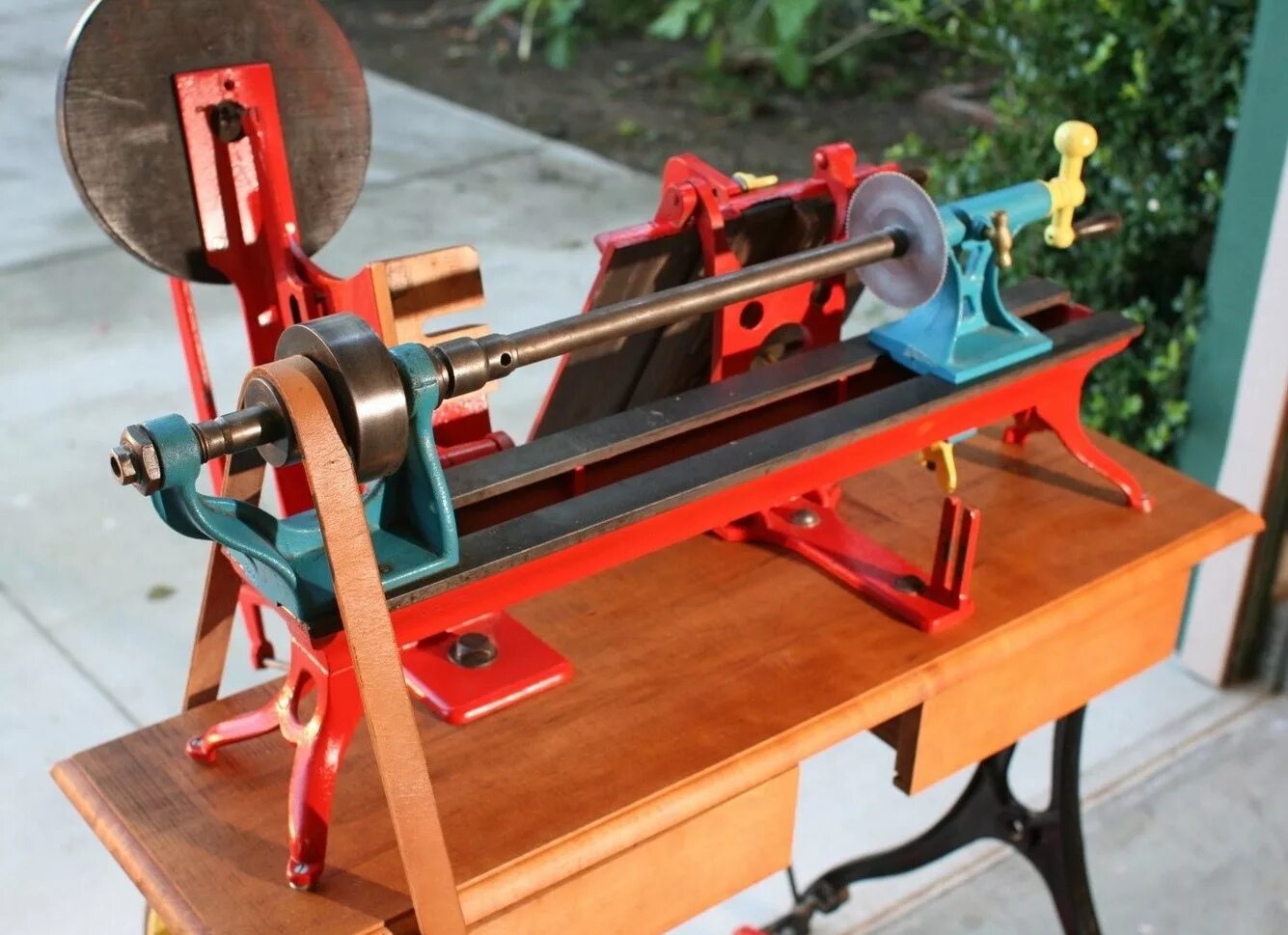 токарные станки по дереву. токарный станок по металлу из двутавра. подставка под токарный станок jet. токарный станок по дереву из дерева. бдс 5 токарный станок по дереву.