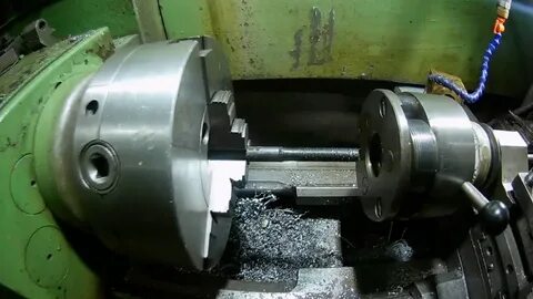 Плашка на токарном станке