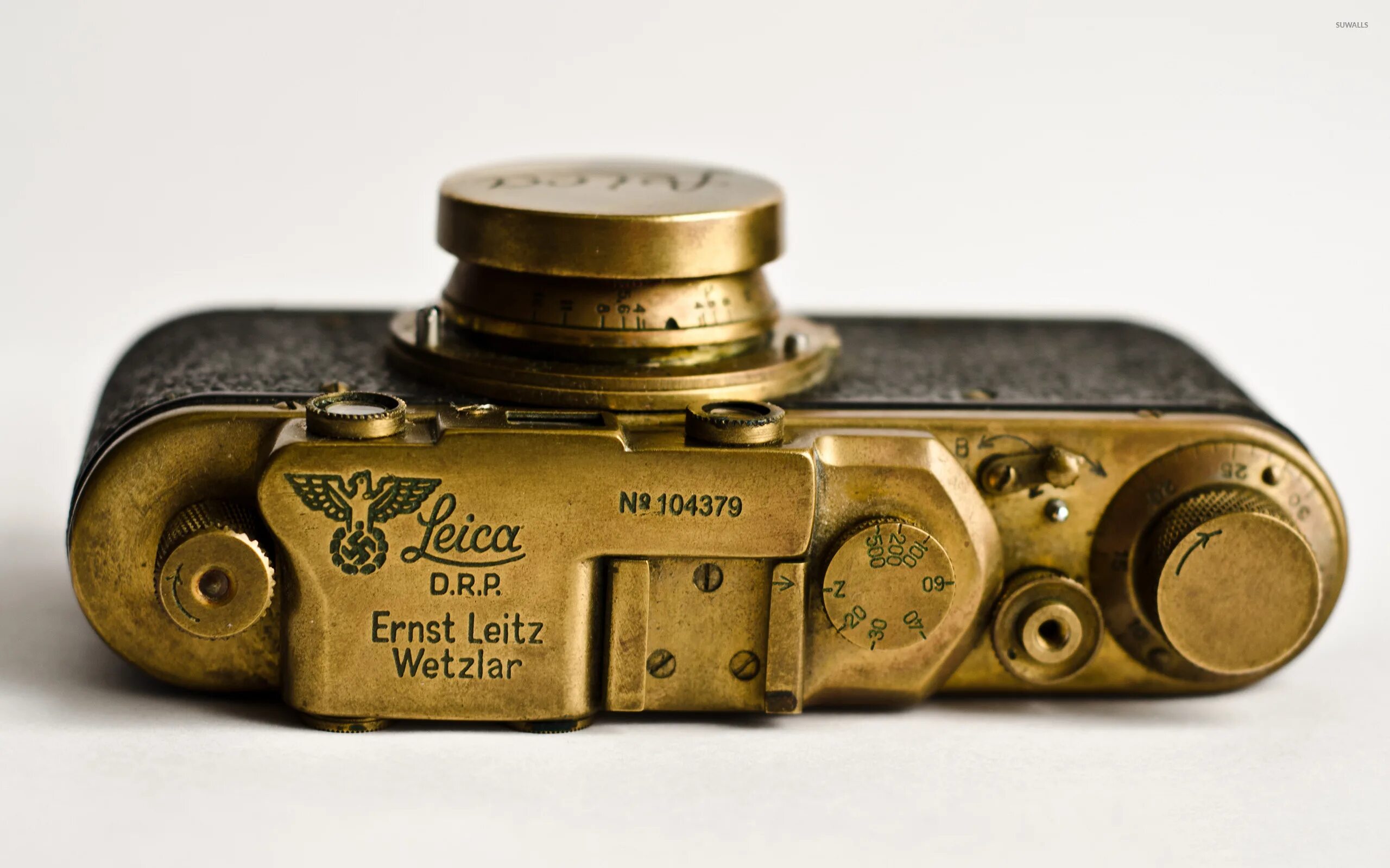 Фотоаппарат Leica Ernst Leitz Wetzlar DRP. Leica 1 фотоаппарат второй мировой войны. Leica фотоаппарат Вермахт. Немецкий фотоаппарат Leica 1923. Вышел 2 камера