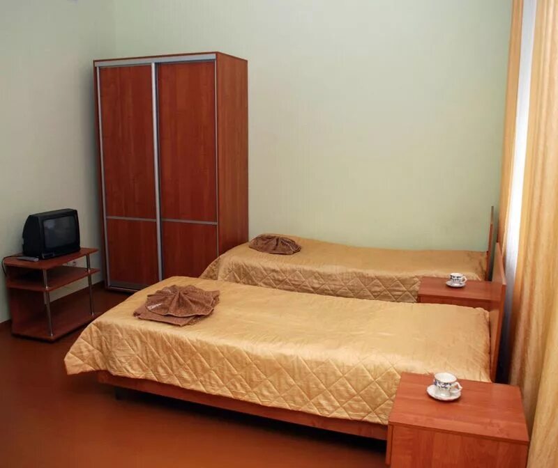 Санаторий шахтёр прокопьевск. Санаторий шахтер кемеровская область. Зенковский парк санаторий шахтер. Санаторий шахтёр прокопьевск. Шахтер прокопьевск телефон.