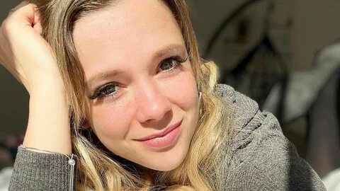 Kreislauf versagt: Schwangere Anne Wünsche kämpft mit Hitze! 