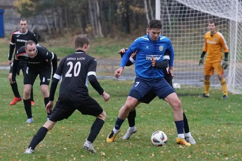 Триумф алапаевск. Триумф алапаевск. Фк триумф алапаевск. Урал фк алапаевск триумф. Фк академия.