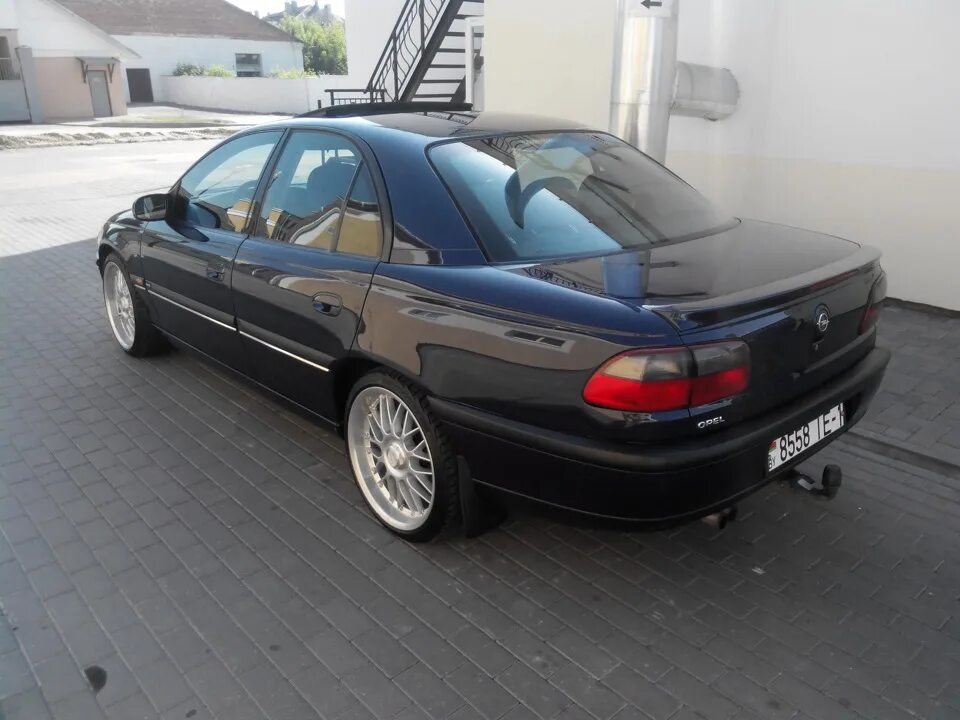 Opel Omega b 1998. Опель Омега спорт 1998. Опель Омега б 1998. Опель Омега б 1998 года. Омега б 1998
