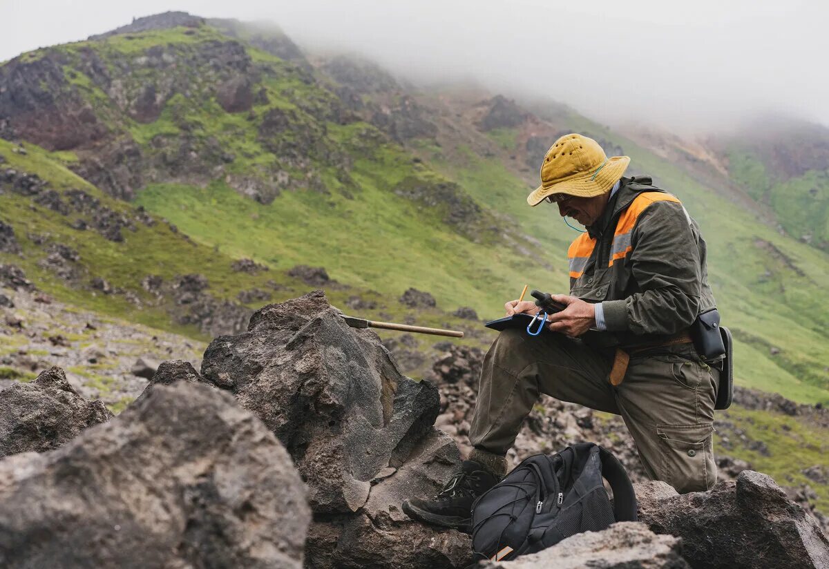 Флаг русского географического общества. Археолого-географическая экспедиция "кызыл – курагино". Экспедиция географическое общество. Экспедиции рго. Экспедиция рго.