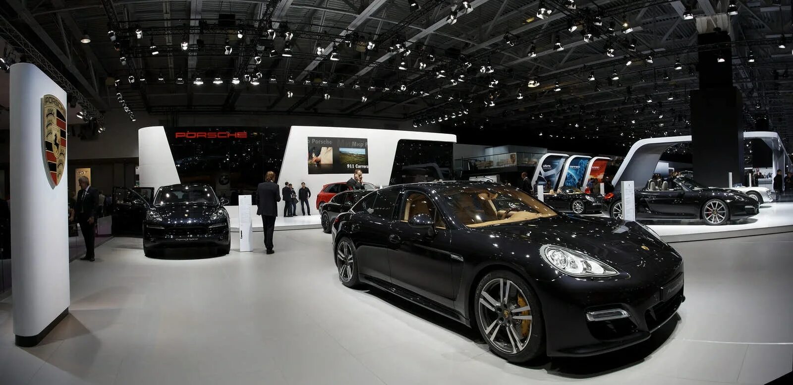 Помещение для детейлинга. Studio auto. Студия автодизайн в саранске. Studio auto. Запчасти автопрайд.