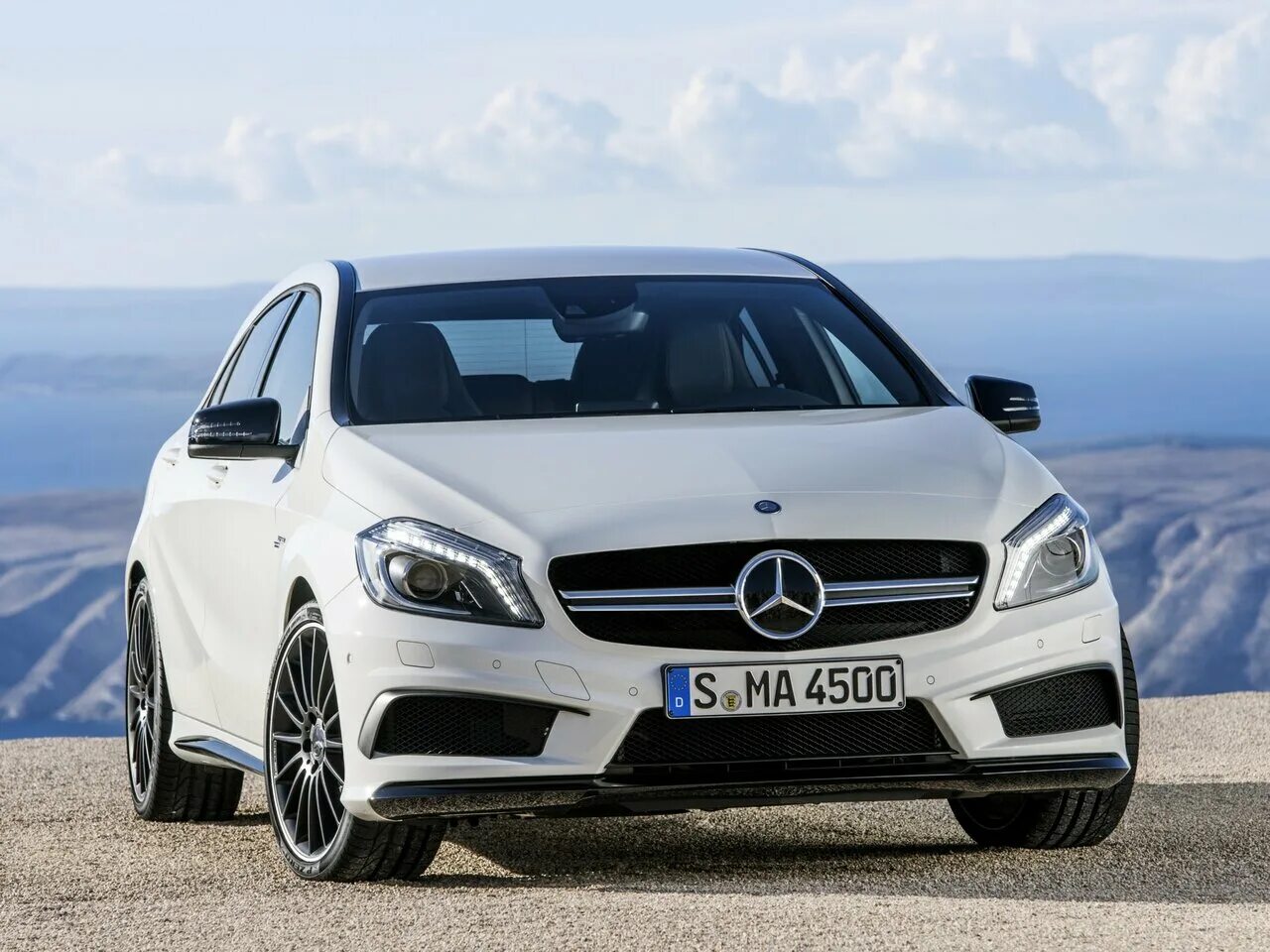 Mercedes Benz w176. Mercedes-Benz a-class w176. Mercedes-Benz w 176 a-class w176. W176 Mercedes.