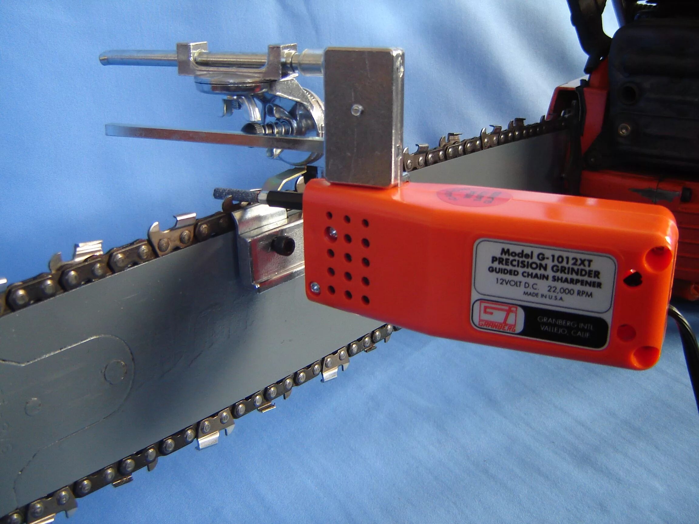 Granberg g-1012xt. Granberg Precision Chainsaw Chain Sharpener. Приспособление для заточки цепей бензопил Chain Sharpener. Точилка цепей для бензопил 12 вольт.