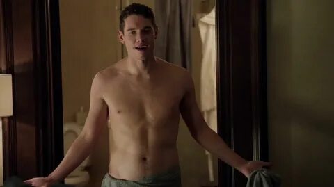 Freddie Stroma & Tom Brittney on UnREAL (2015) .