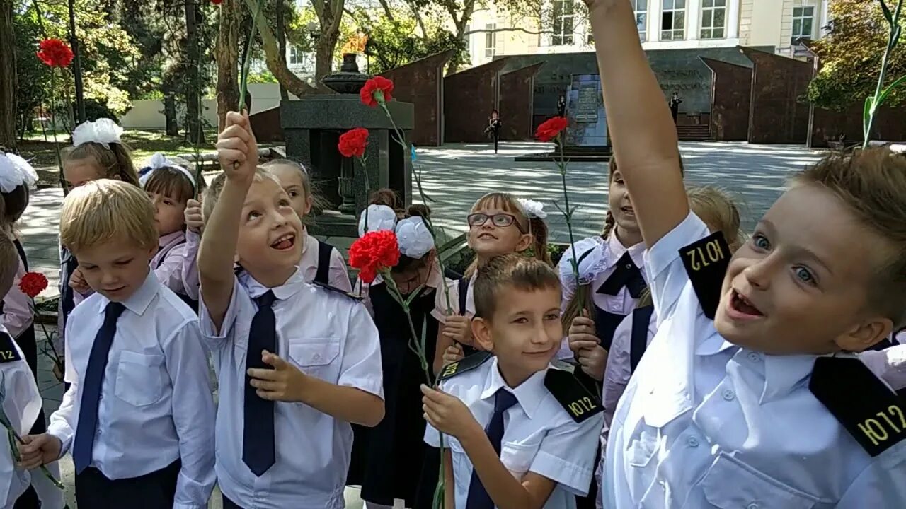 Школа 33 новороссийск. 12 Школа Новороссийск. 10 Школа Новороссийск. 33 Школа Новороссийск. Город Новороссийск школа 12.