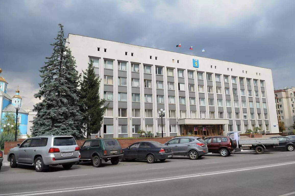 Городская администрация белгород. Городская поликлиника 4 белгород. Гостиница белый город в белгороде. 4 городская белгород. 2 городская больница белгород поликлиника.