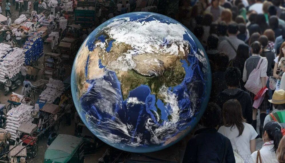 Земля 8 млрд. Земля из космоса. население земли. население планеты. население мира достигло 8 млрд человек.