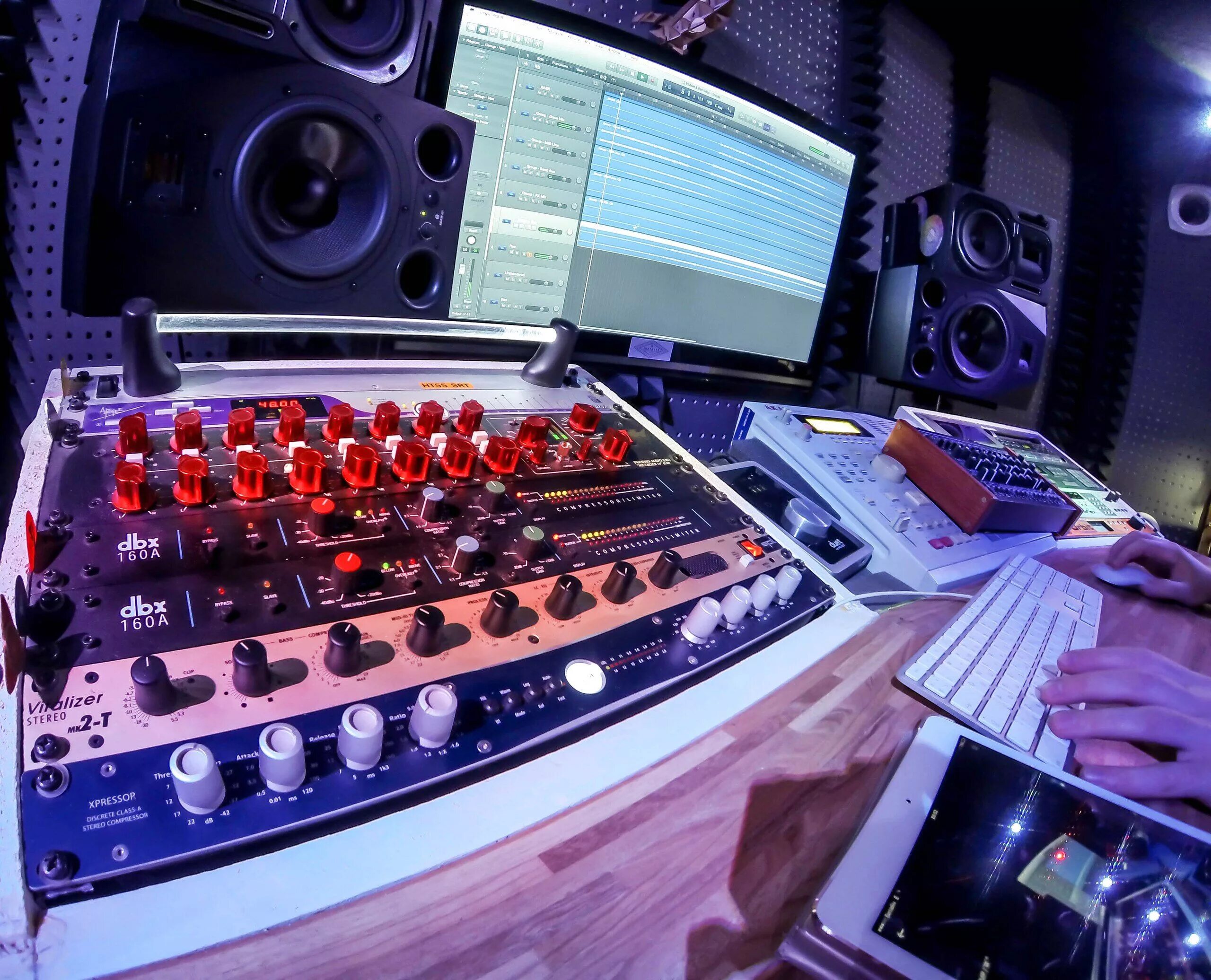 Mixing studio