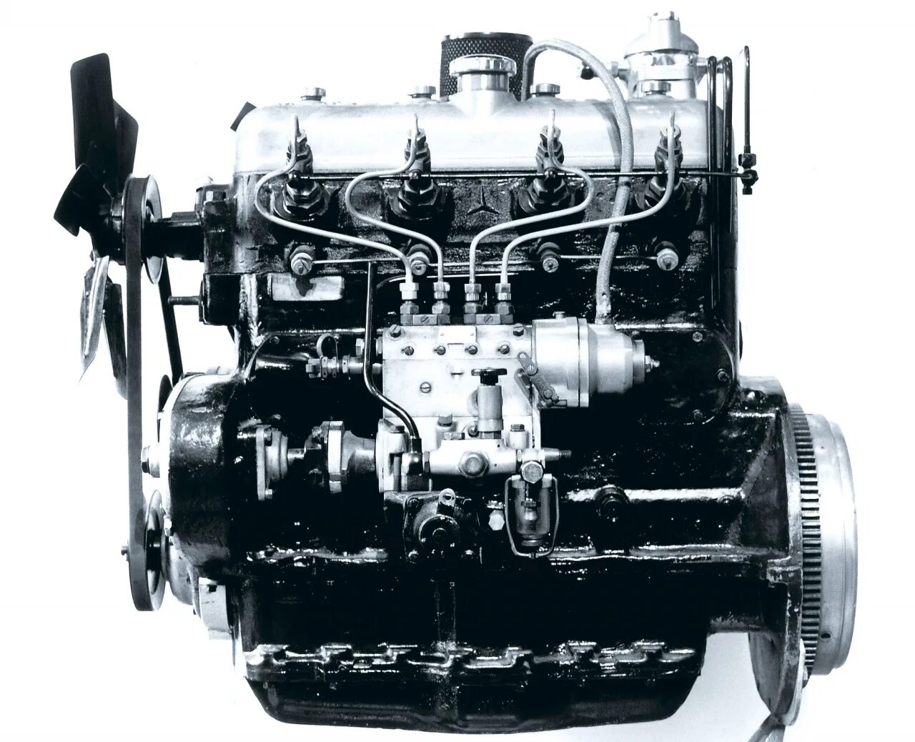 Mitsubishi Diesel engine Type 100 двигатель. Motor Diesel 1862. Motor Diesel 1894. Дизельный двигатель 20 века.