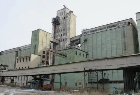 Рабочий элеватора