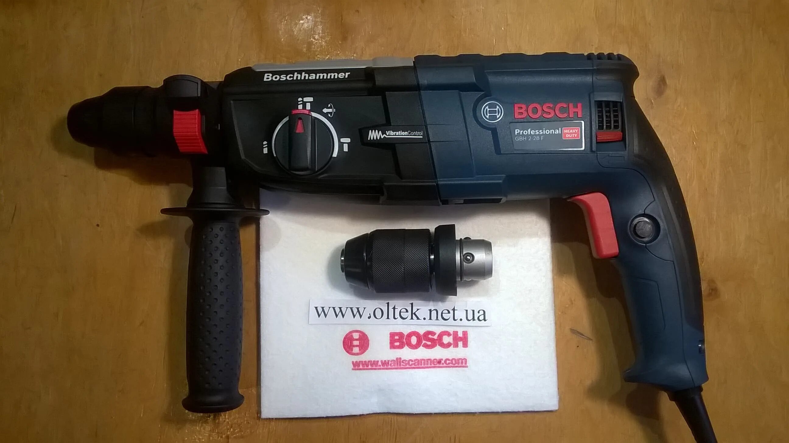 Перфоратор Bosch GBH 2-28. Перфоратор Bosch 2-28 Dre. Bosch GBH 2-28 DBR. Новый перфоратор Bosch 2 28 GBH.