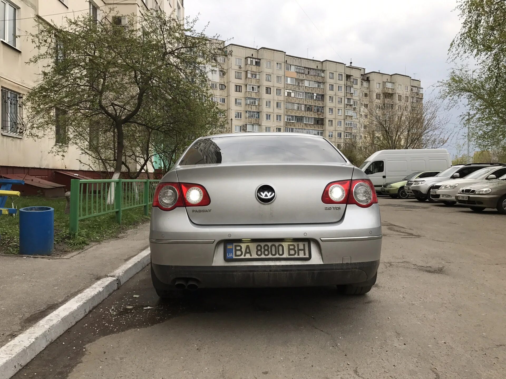 Задние фонари пассат б6. Задние фонари пассат б6. Volkswagen passat b6 сзади. Задний ход пассат б6. Задний ход пассат б6.