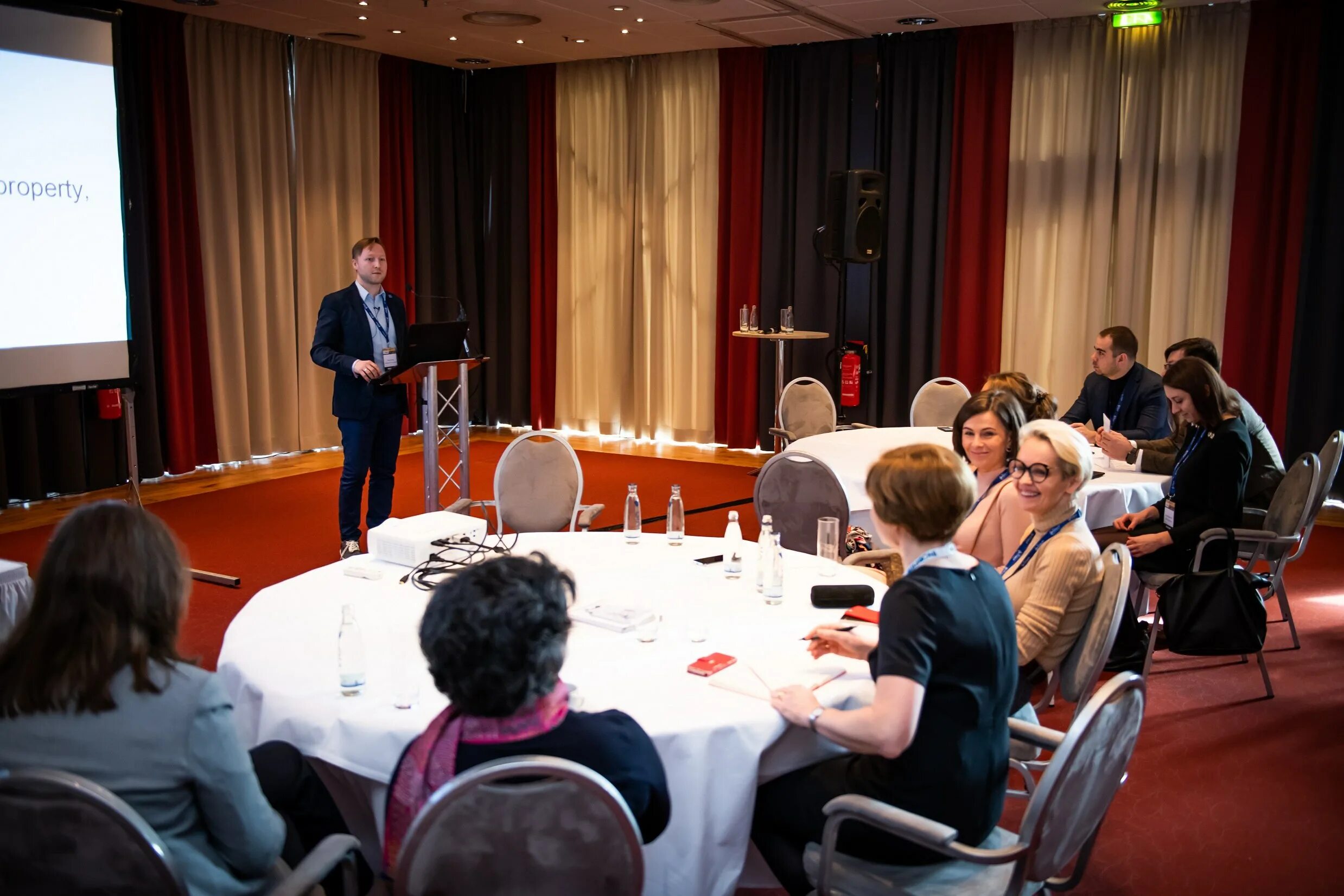 совет по правам человека оон. Ndda в астане н глобальная конференция 2018. глобальные конференции. всемирная конференция соотечественников, проживающих за рубежом. конференция equimed.