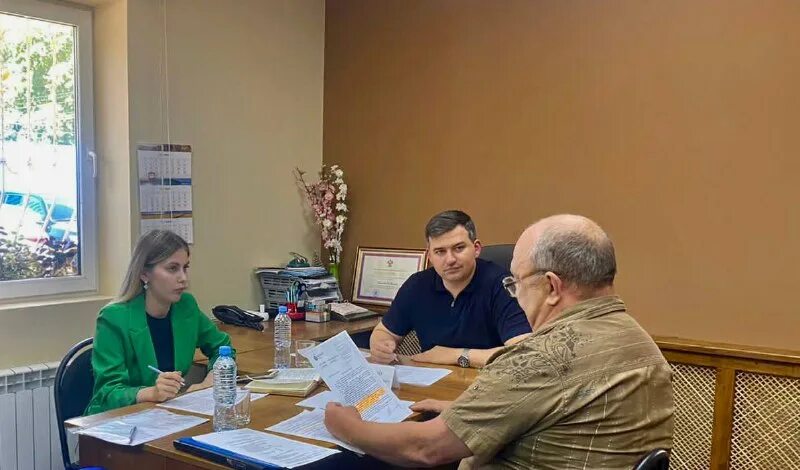 Городское собрание города сочи. Типичный сочи администрация сочи готовит макаренко. Прием граждан. Мку г. Администрация сочи отделы.