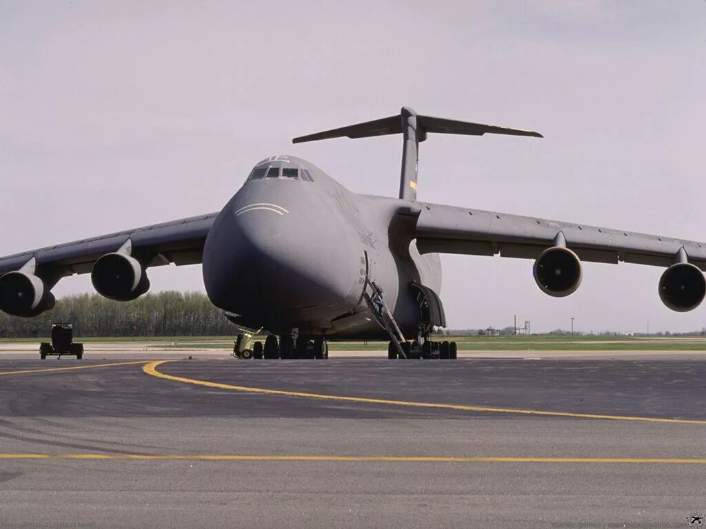 Большие российские самолеты. C-5 Galaxy. Си 5 галакси самолет. Локхид c-5 "Гэлэкси". C5 Galaxy самолет.