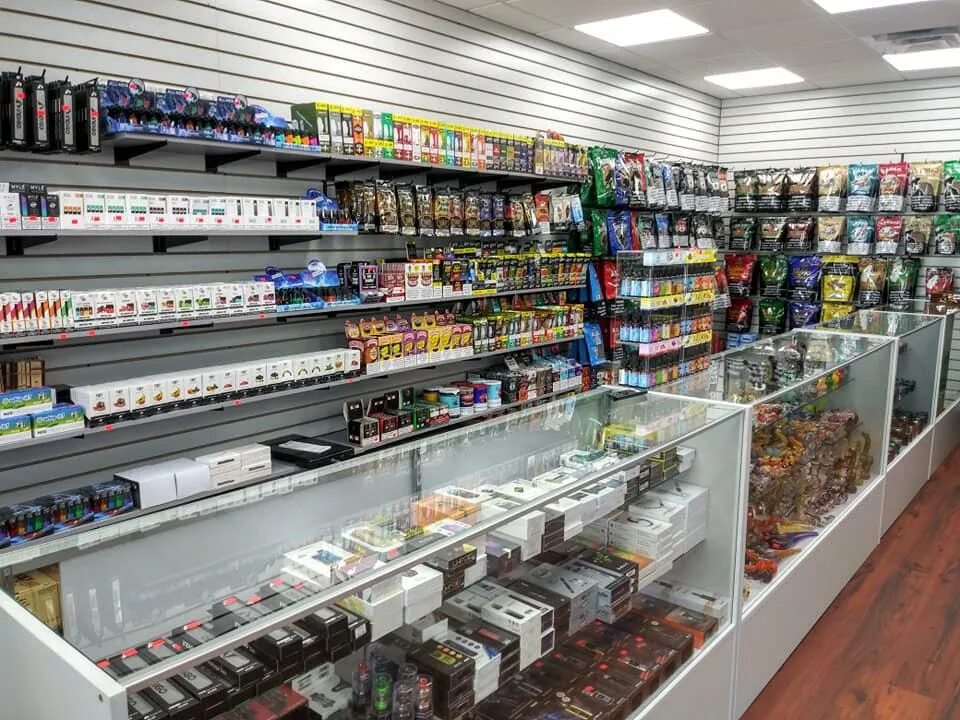 табачный ряд. магазин табака. курительные магазины рядом со мной. магазин табака и курительных принадлежностей рядом. табачный ряд воронеж.