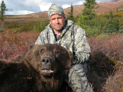 Bear hunter