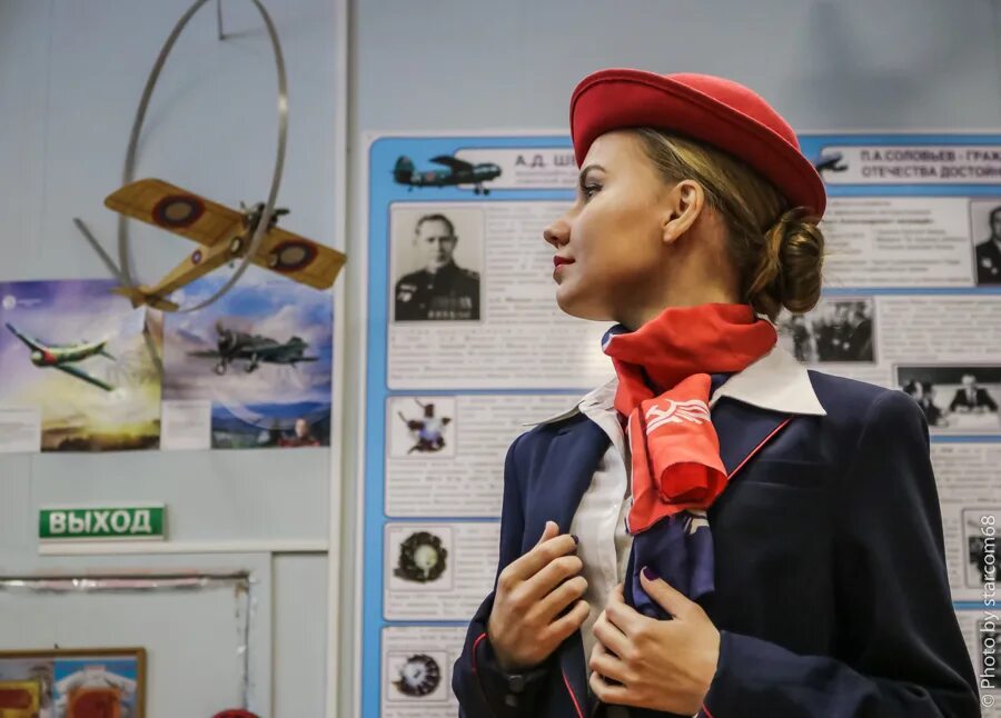 Стюардесса какие предметы сдавать после 11. Стюардессы пермских авиалиний. школа бортпроводников в санкт-петербурге. пермский бортпроводники. кукла стюардесса уральские авиалинии.
