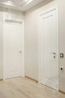 Белая дверь какой пол
