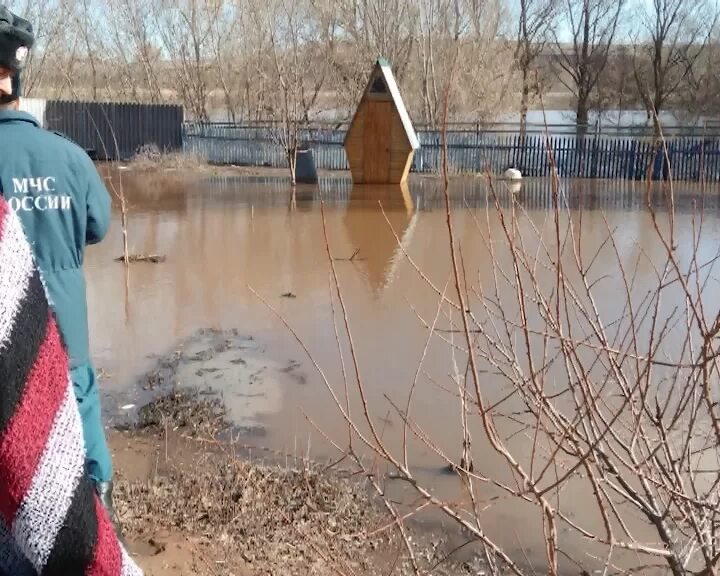 Сорочинское водохранилище оренбургской. Сорочинское водохранилище Оренбургской области. Сорочинск Оренбургская область водохранилище. Водохранилище в Сорочинске Оренбургской. Речка Лебяжка Новосергиевский район.