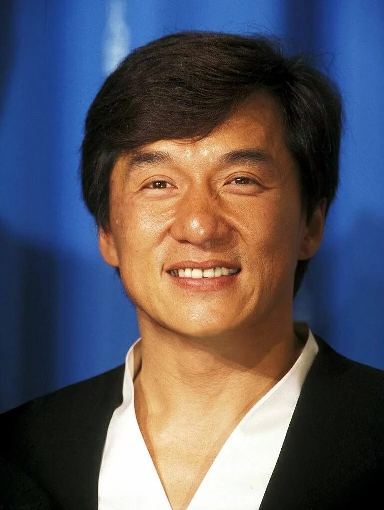 1954 - джеки чан. Джеки чан джеки чан. Джеки чан фото 2021. Чан. Чан.