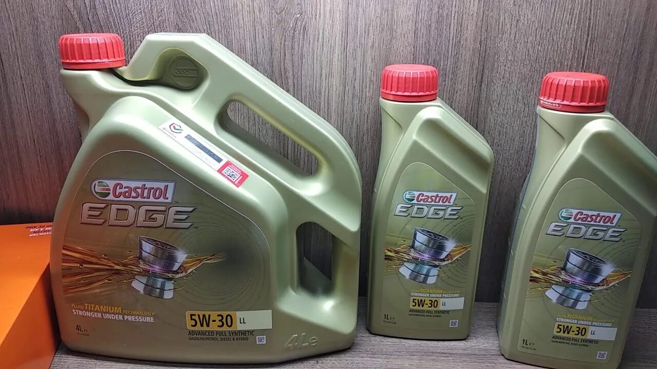 Оригинальное масло шкода октавия 1. 2. 8 turbo масло двс. Масло в двигатель 1. Моторное масло для шкода йети 1.