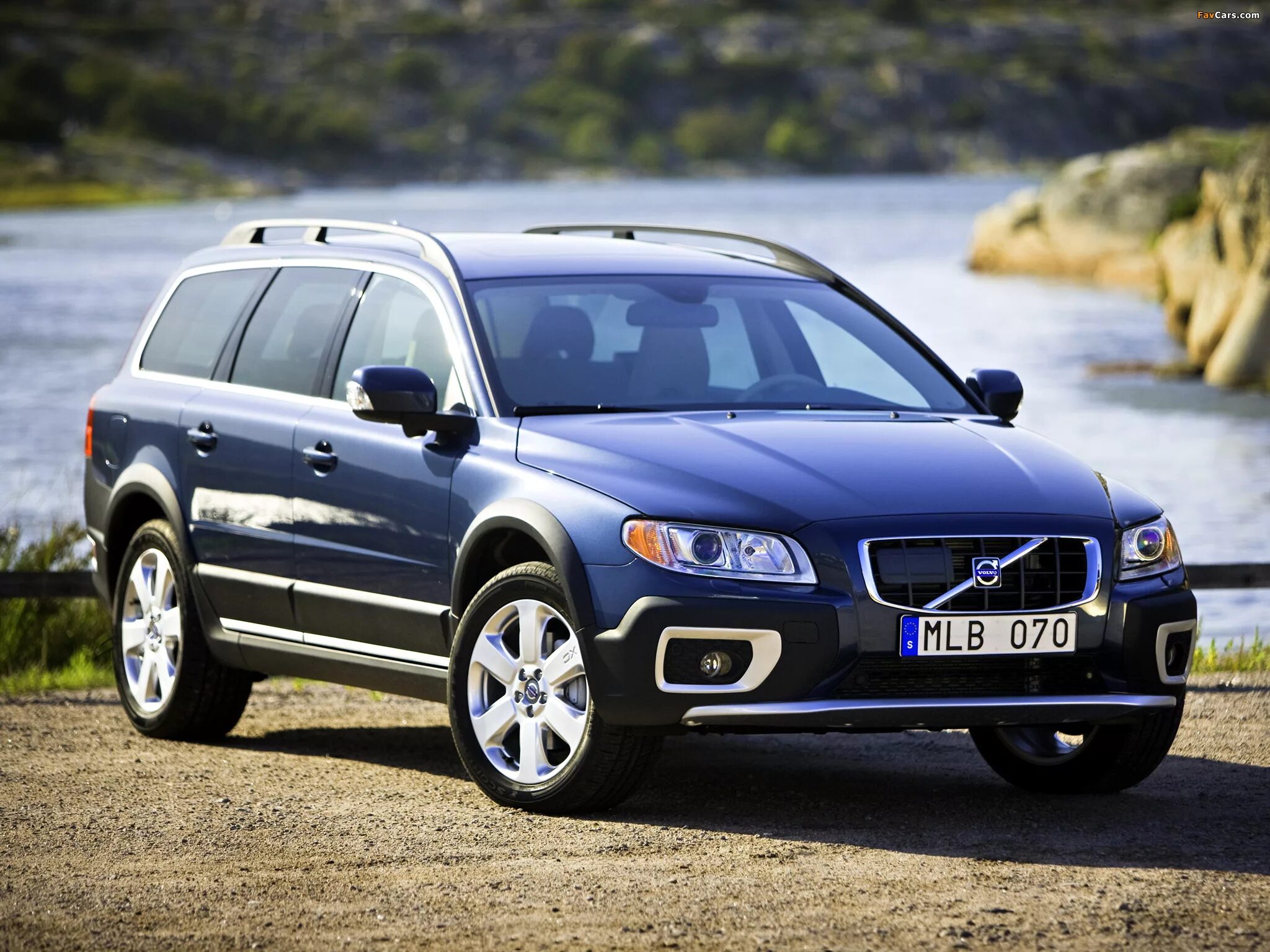 Volvo xc70 поколения. Volvo xc70. Вольво xc70 2008. Volvo xc70 2016. Volvo xc70 2008.