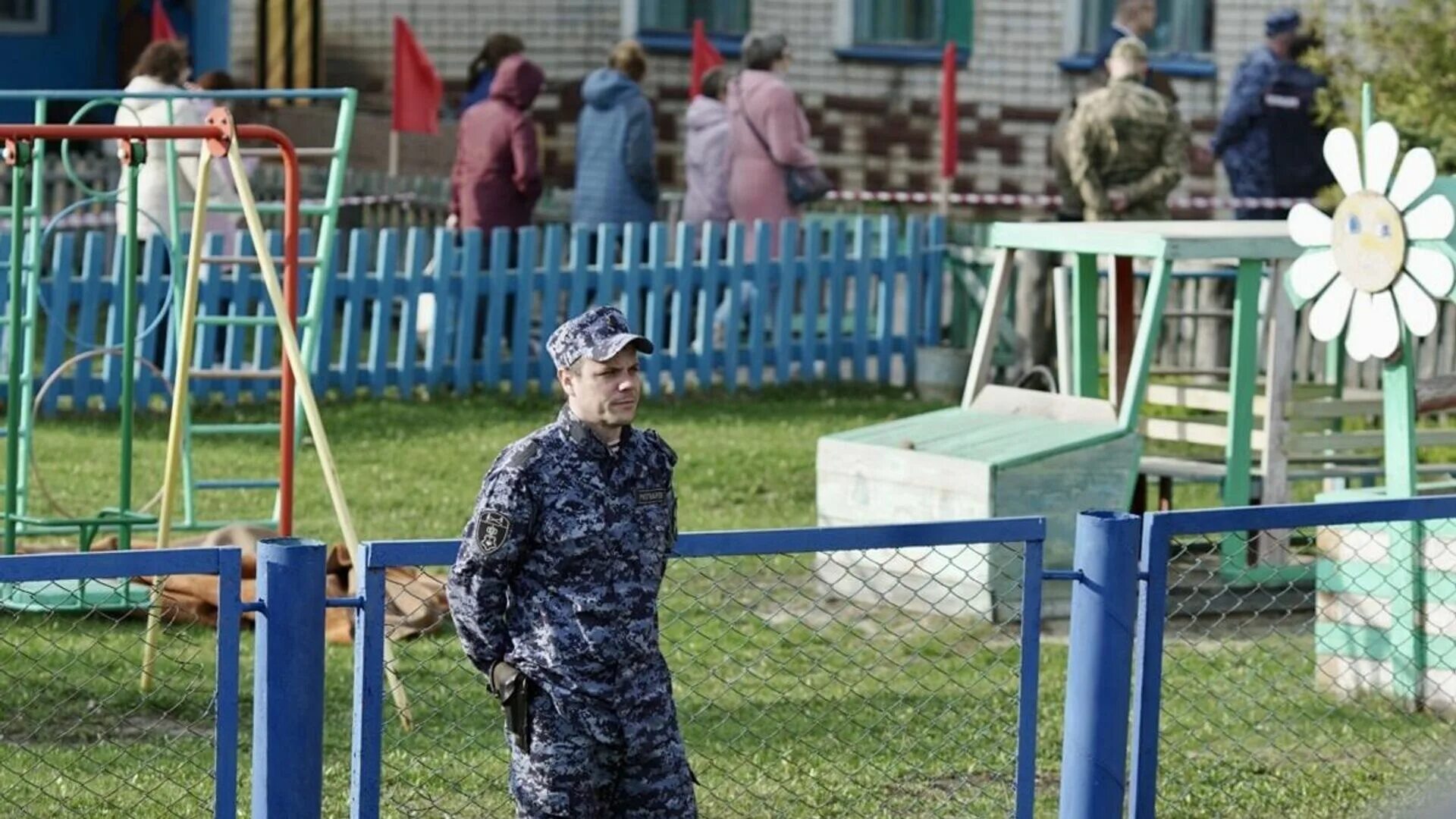 Нападение в саду. Вешкайма Ульяновск стрельба. Стрельба в детском саду в Ульяновской области.