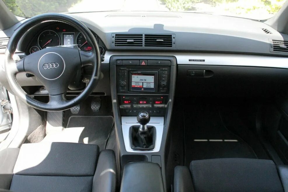 Audi a4 b6 салон. Audi a4 b6 amb. Ауди а4 б6 салон. Audi b6 салон.