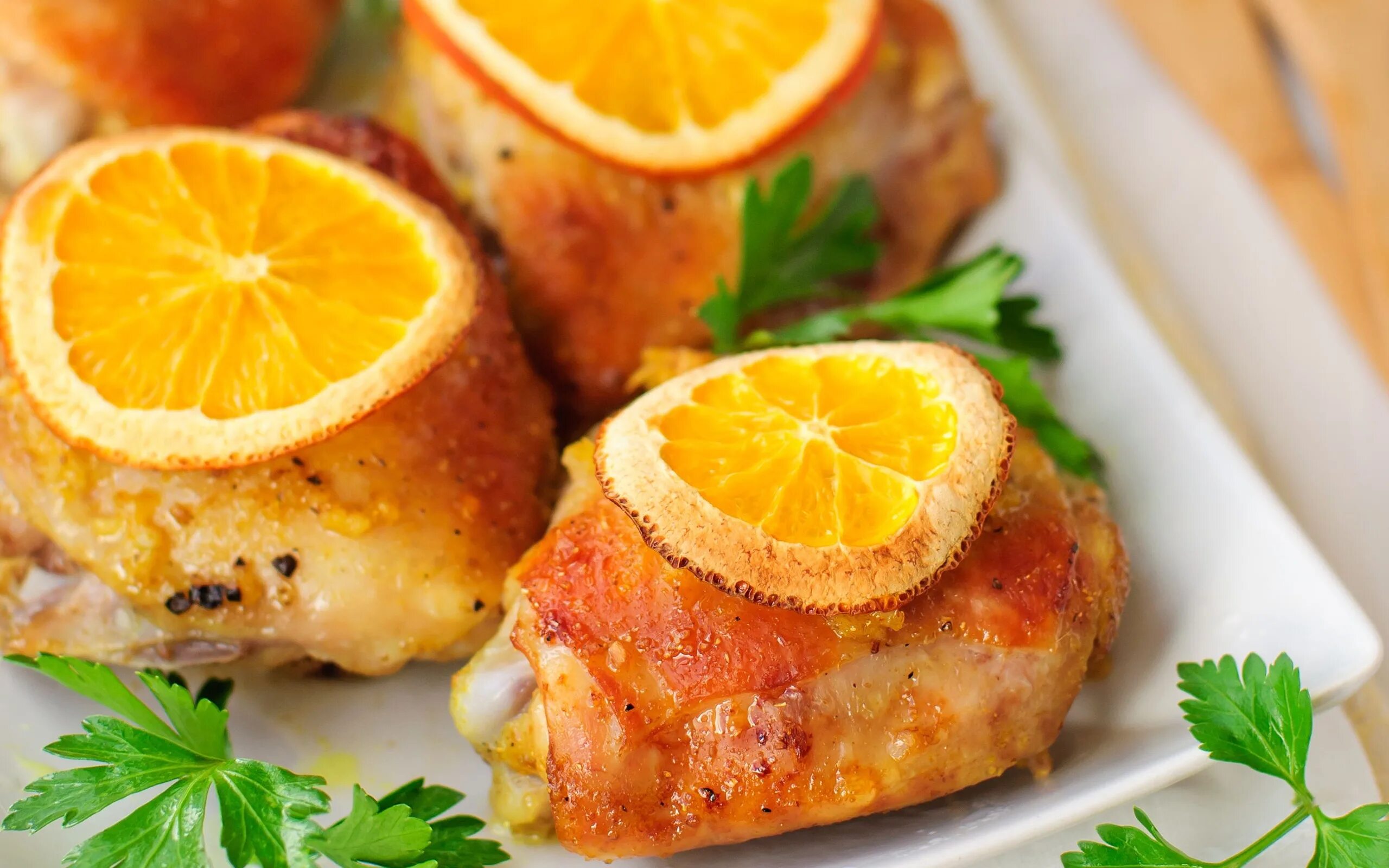 маринад для куриной грудки. куриная грудка с апельсинами. цыпленок запеченный с апельсинами. грудка с апельсинами в духовке. куриная грудка с апельсинами.