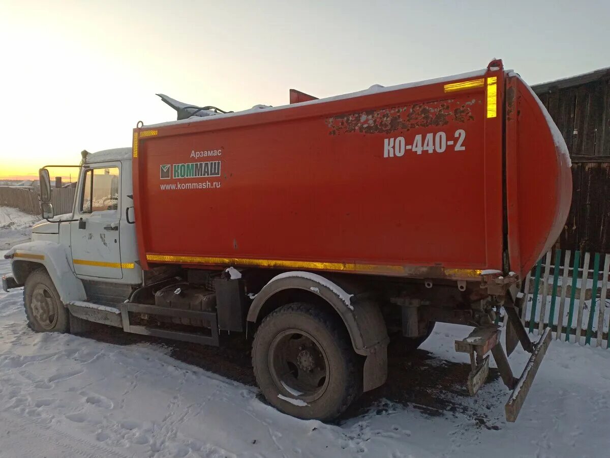 Мультикар-30 (fumo). Коммунальная уборочная машина. Зил 433362 поливомоечная. Манипулятор мусоровоза с боковой загрузкой. Зил мдк 433362.